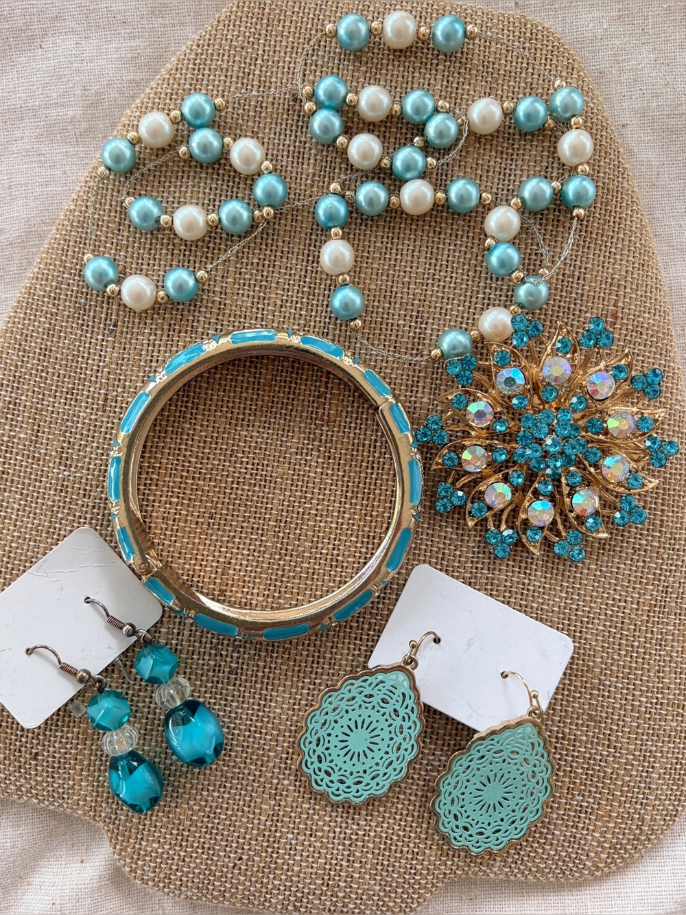 Turquoise Jewelry LOT — Necklace, Bracelet, Brooch & Earrings 5 pieces Costume - Picture 2 of 4